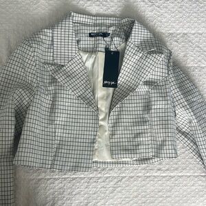 Women’s cropped blazer